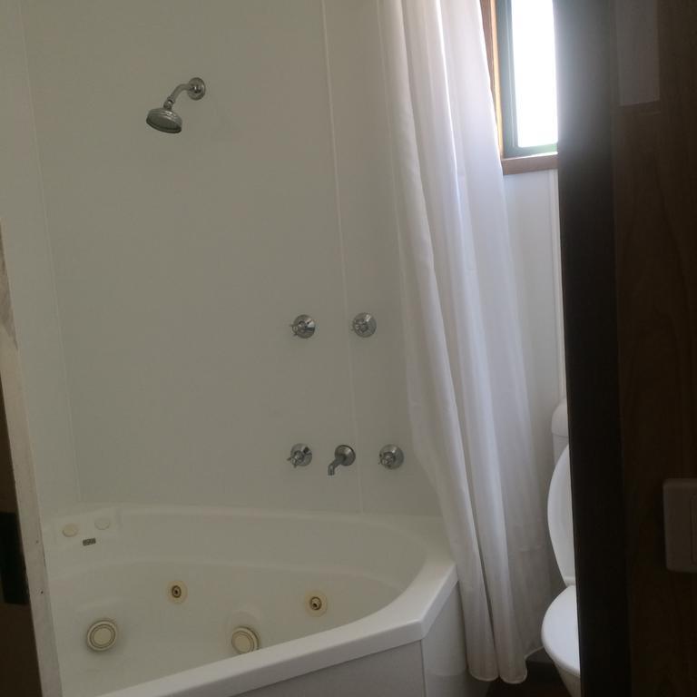 Wagga Wagga Beach Caravan Park Hotel Pokój zdjęcie