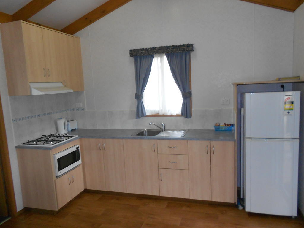 Wagga Wagga Beach Caravan Park Hotel Pokój zdjęcie