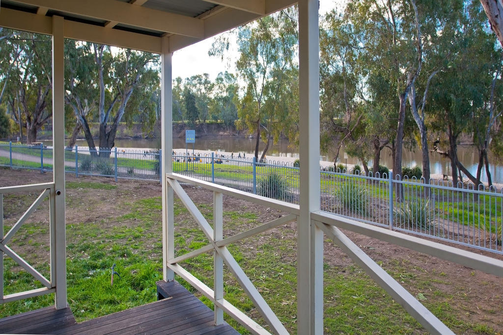 Wagga Wagga Beach Caravan Park Hotel Zewnętrze zdjęcie